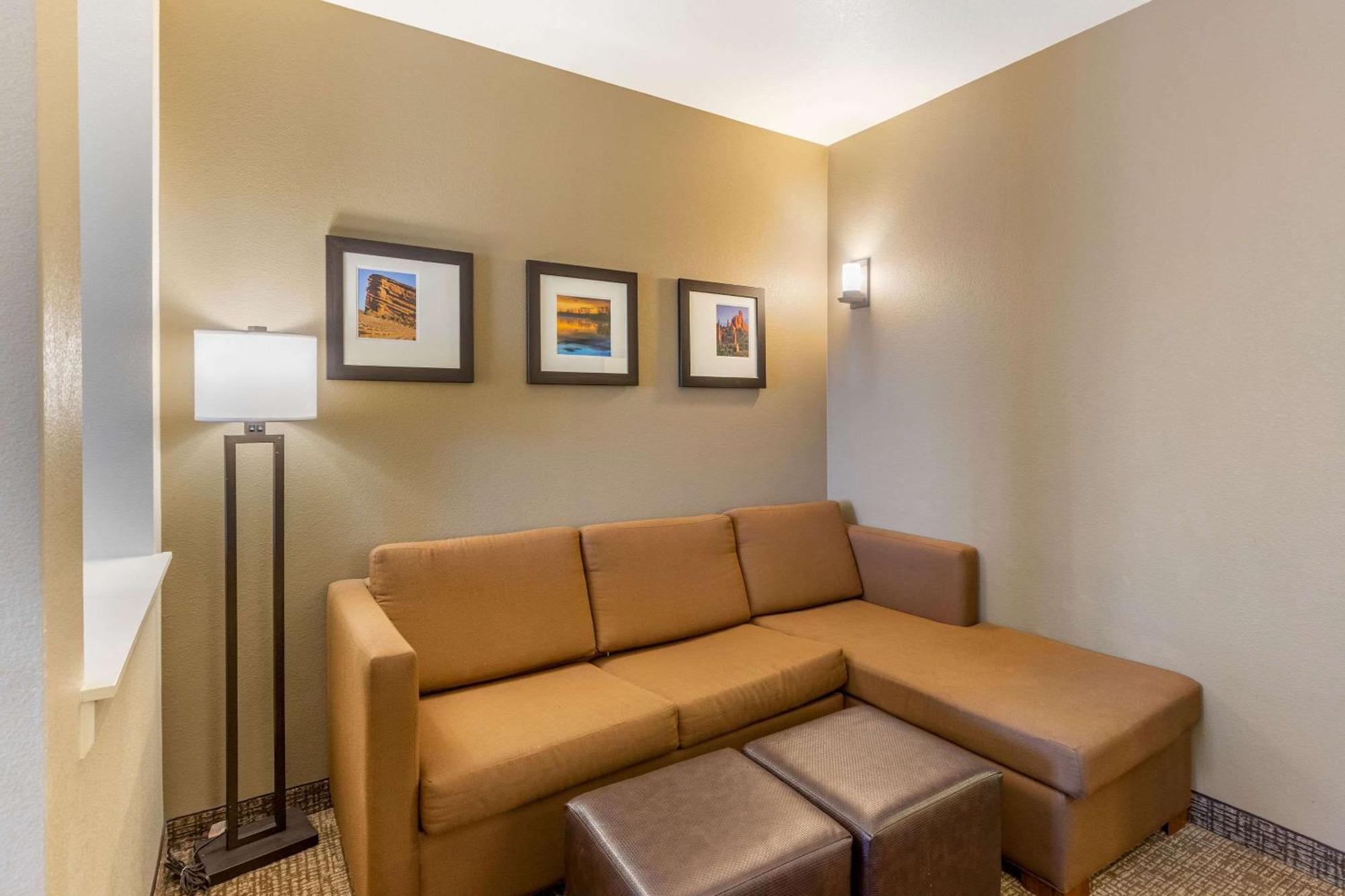 Comfort Suites Near Denver Downtown Extérieur photo