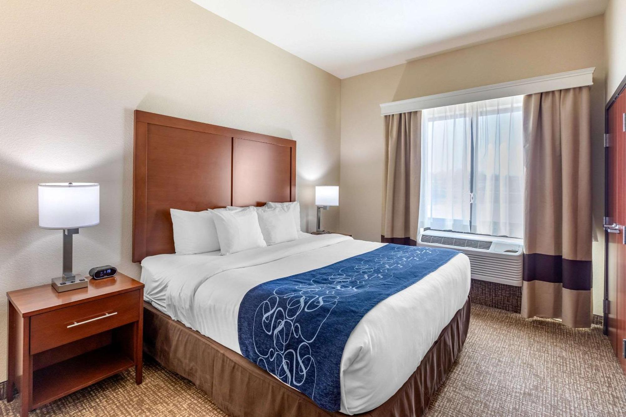 Comfort Suites Near Denver Downtown Extérieur photo
